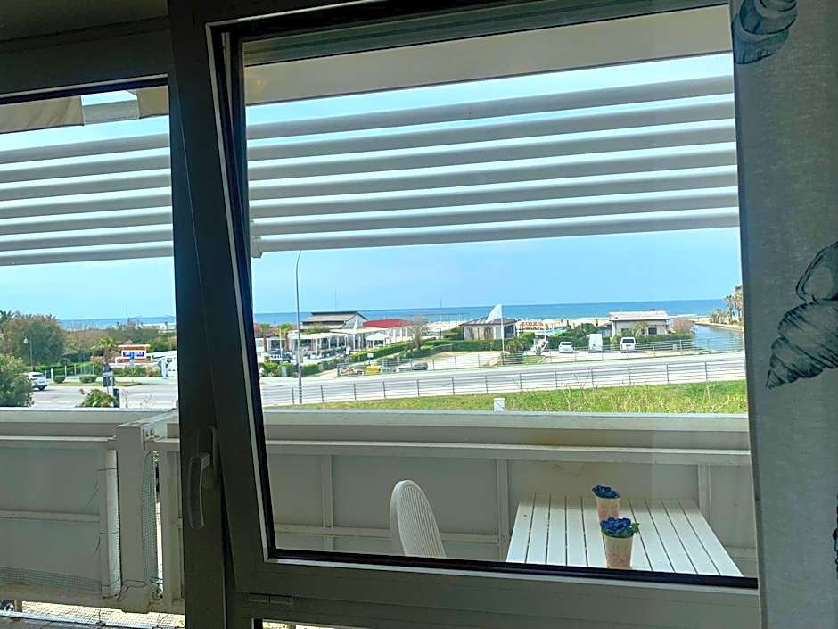 Casa sul mare- House on the sea- VERSILIA