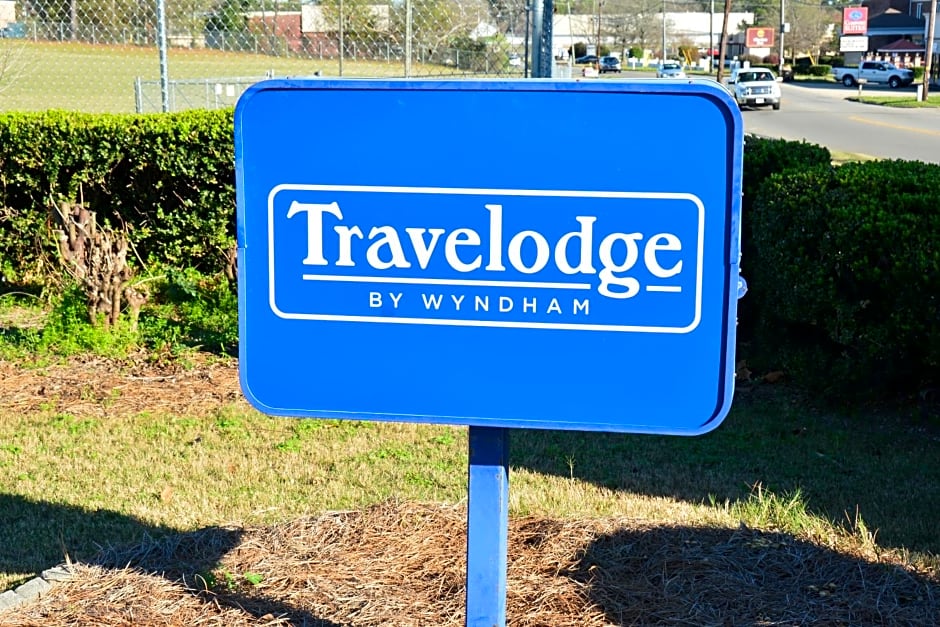 Travelodge by Wyndham Montgomery East