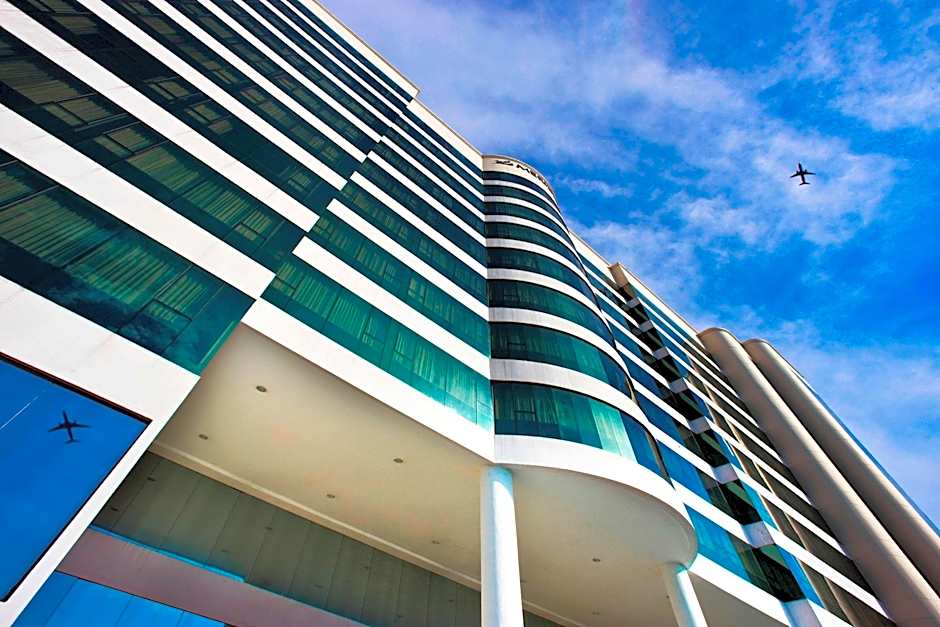 Le Meridien Kota Kinabalu