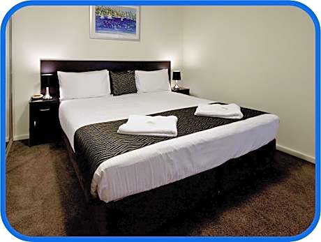 One-Bedroom Apartment Ocean View Top Level