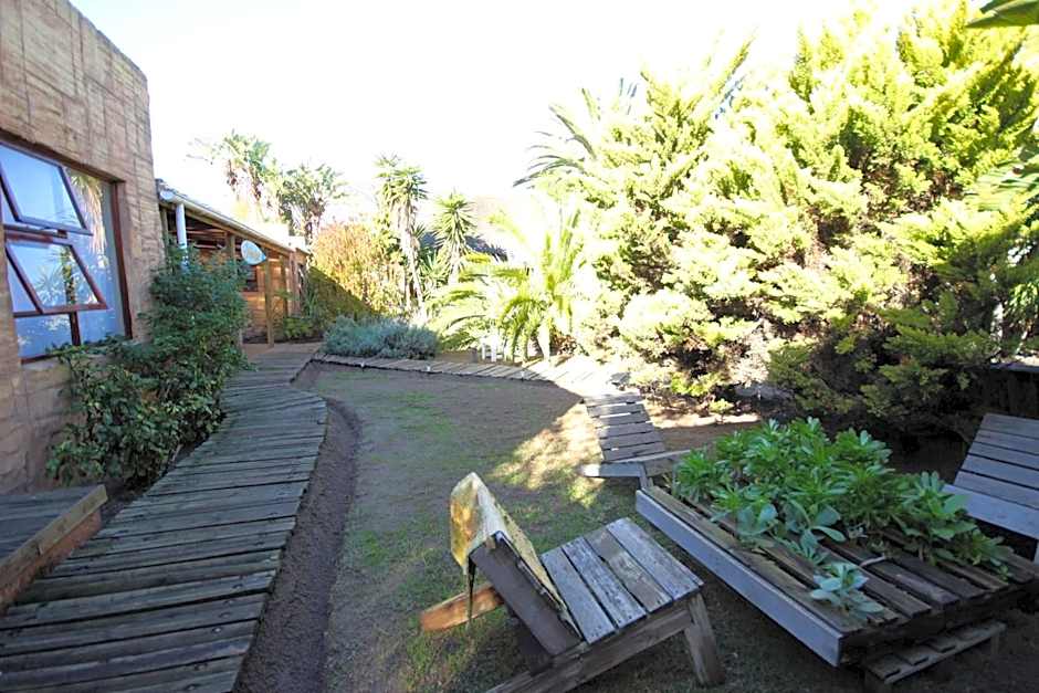 Saltycrax Backpackers