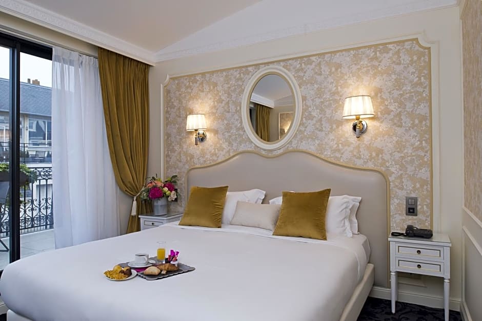 Hotel Saint Petersbourg Opera