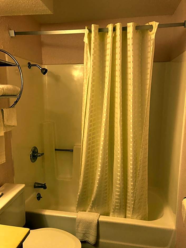Executive Inn