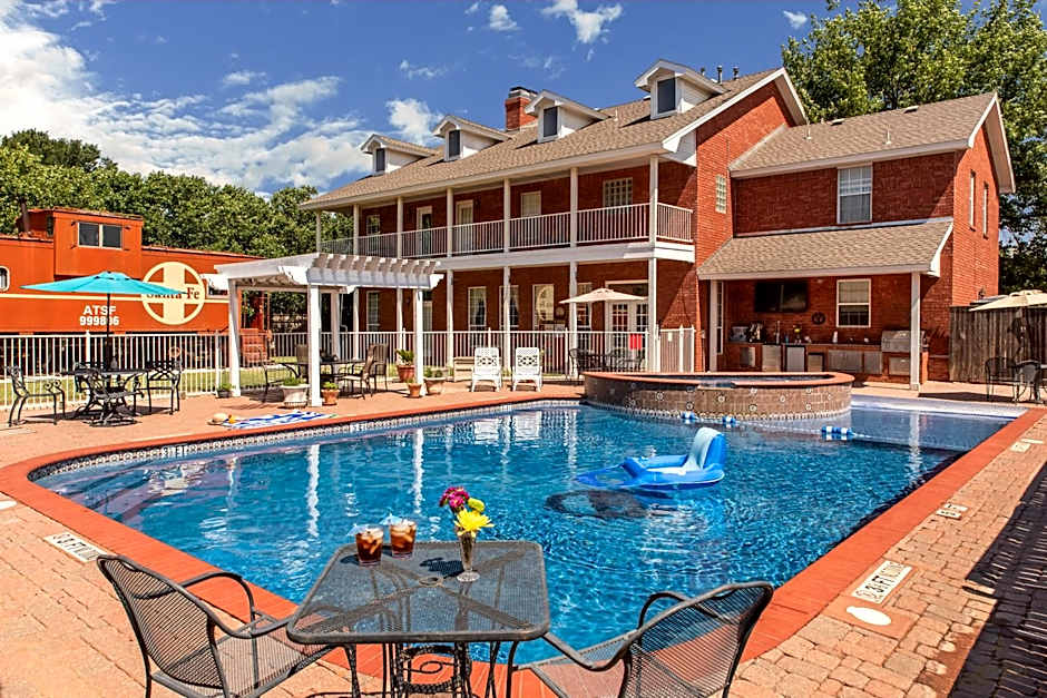Woodrow House Bed & Breakfast