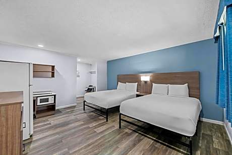 Suburban Studios Newport News - Hampton