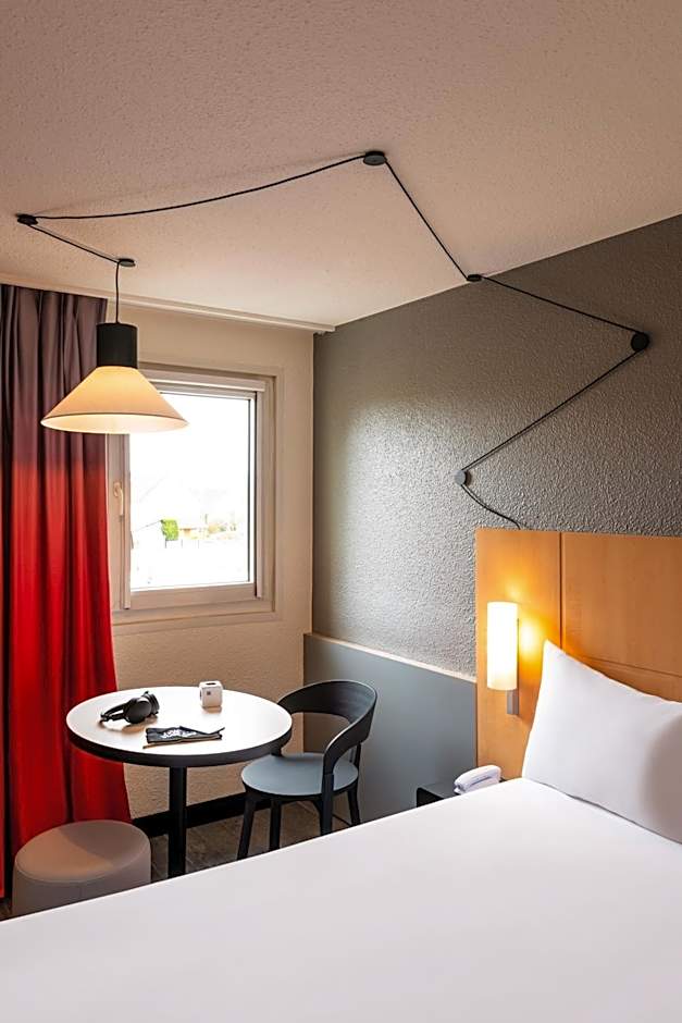 ibis Cergy-Pontoise Le Port