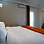 Intouriste Hôtel & Suites
