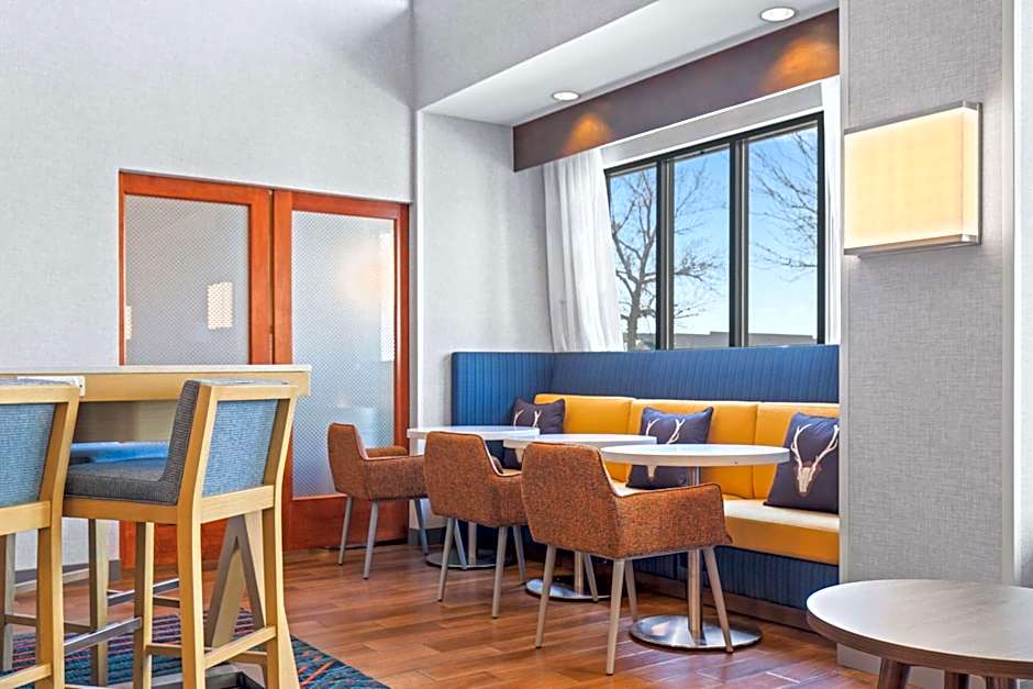 Hampton Inn By Hilton & Suites Greeley