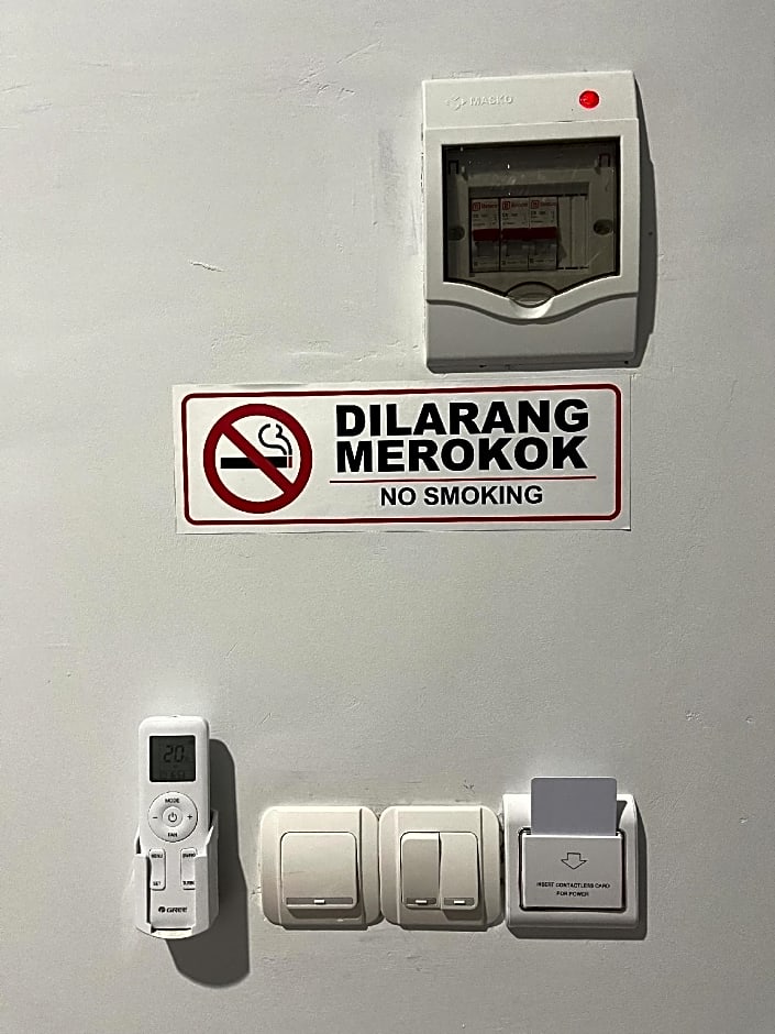 RedDoorz Plus near Alun Alun Kota Blora