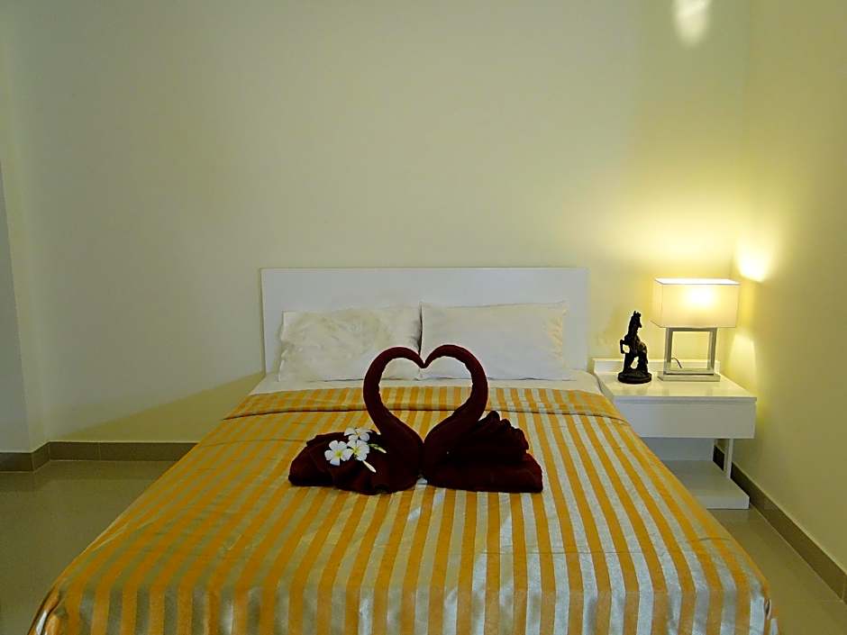 Sansuk Gay Sauna and Guesthouse