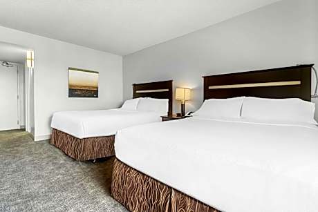 Queen Room with Two Queen Beds - Non-Smoking