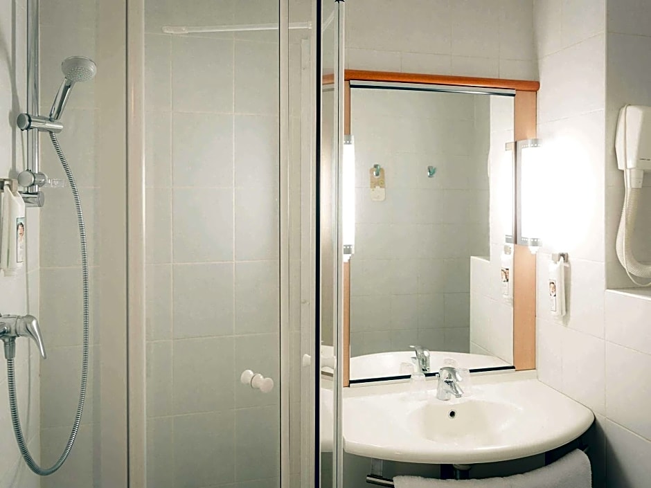 ibis Grenoble Gare