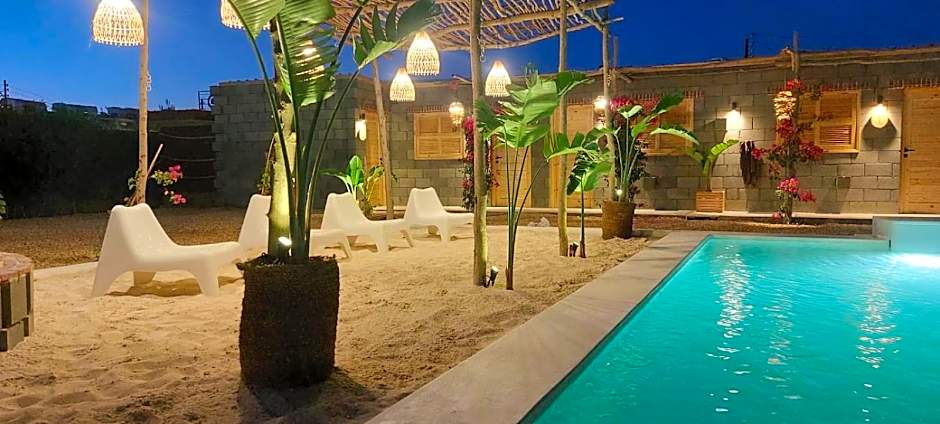 Lily's motel