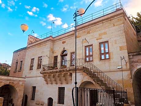 House 1938 Special Cave Hotel