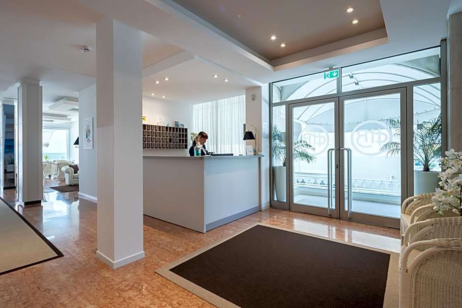 Hotel Boston 3 Stelle Superior Frontemare