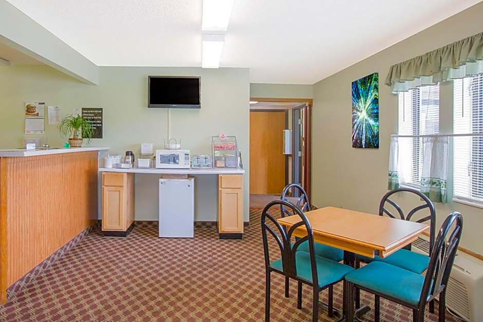 Travelodge by Wyndham Lamoni