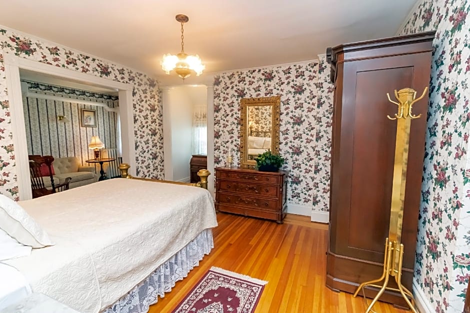 Saratoga Dreams Bed and Breakfast