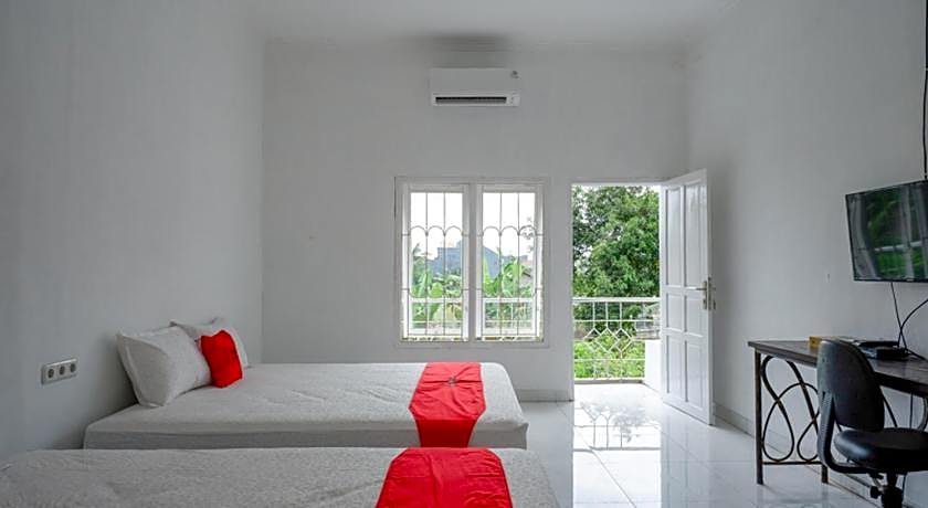 RedDoorz Syariah near UMS Solo - RSO Soeharso