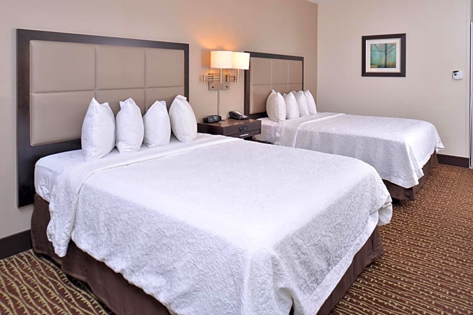 Hampton Inn & Suites Bend
