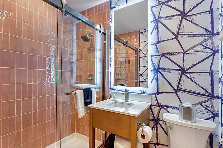 Mayfair Hotel, Ascend Hotel Collection