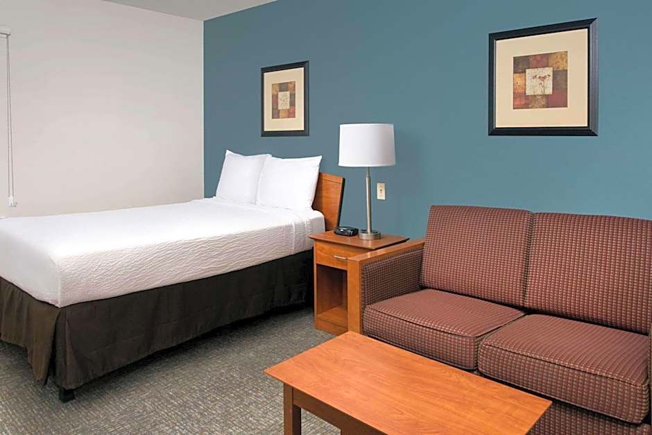 WoodSpring Suites Gainesville I-75