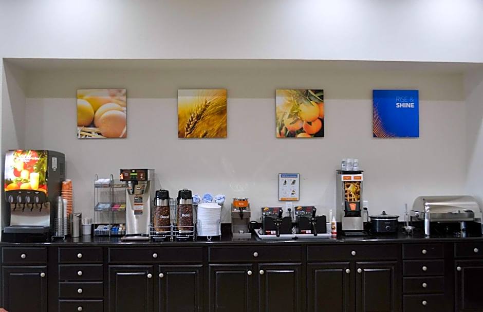 Comfort Suites Yukon - SW Oklahoma City