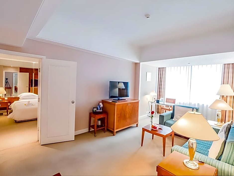 Kai Wah Plaza International Hotel