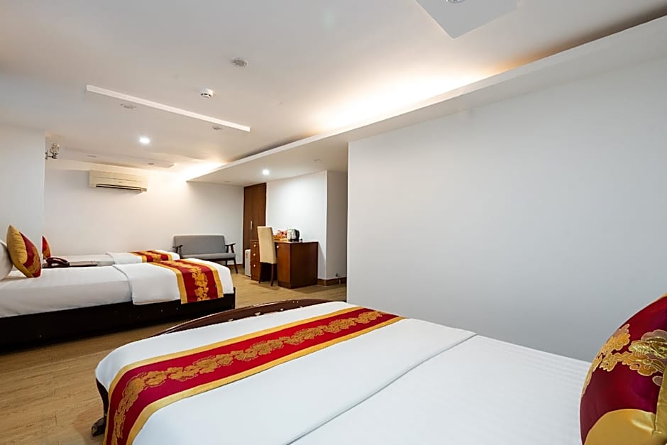 King Hotel Saigon Airport