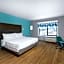 Tru by Hilton Norco