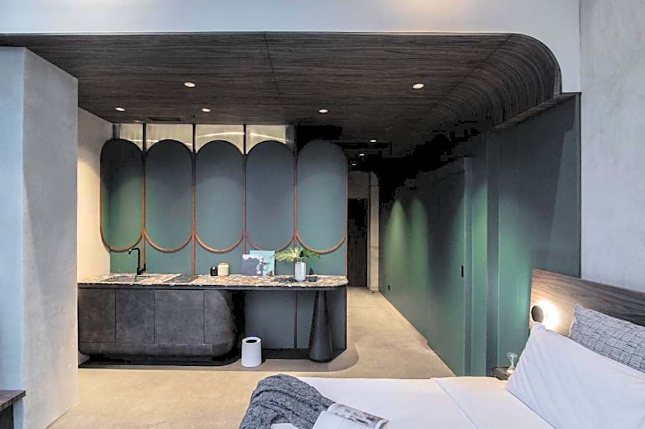 Hillwood House Hotel