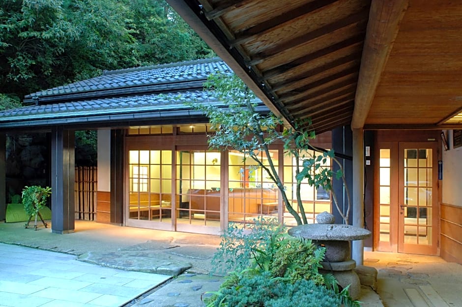 Yoshidaya Sannoukaku Ryokan