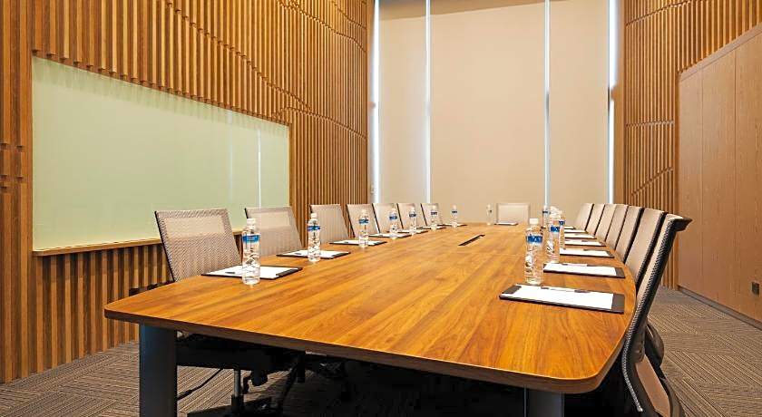 Fame Hall Garden Hotel