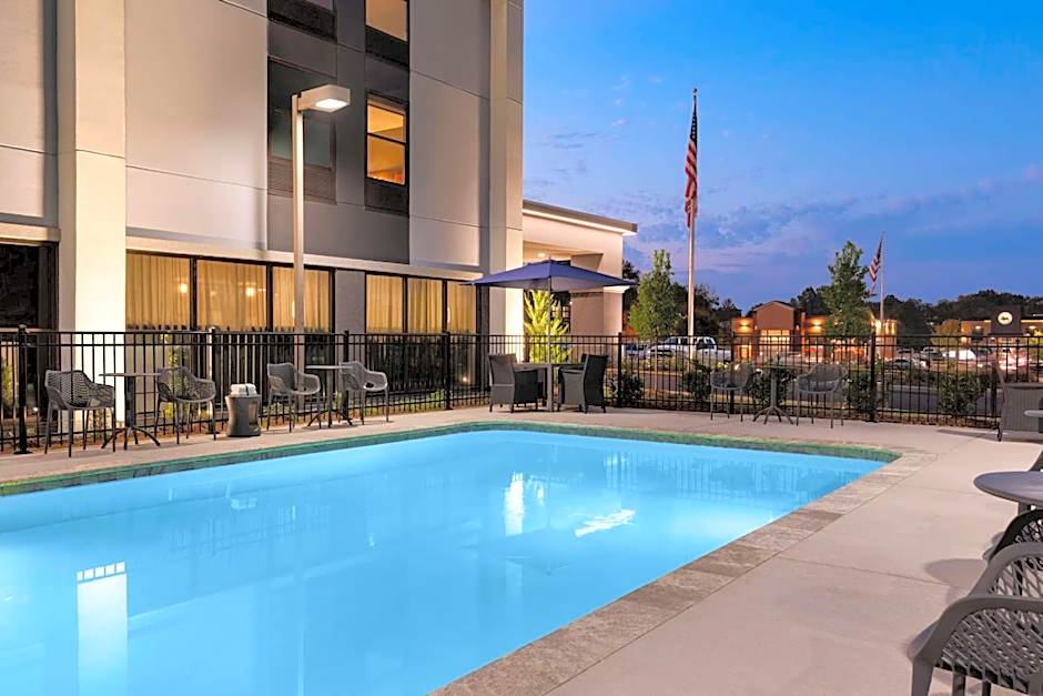 Hampton Inn By Hilton Starkville