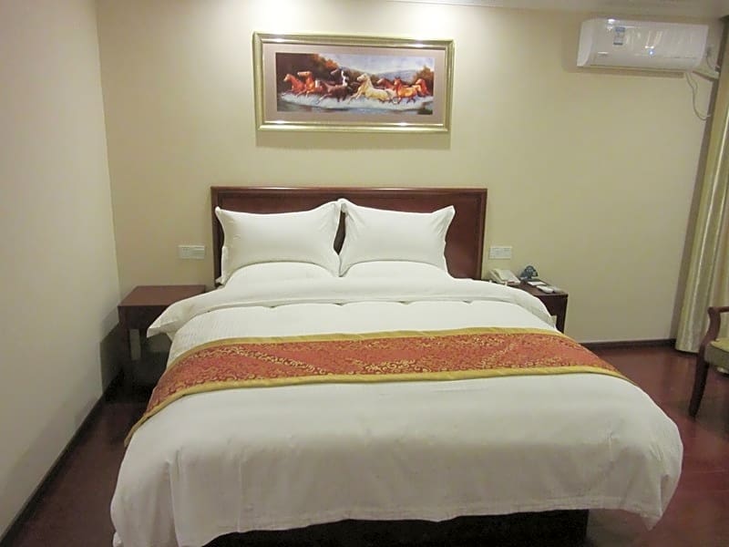 GreenTree Inn Shangrao Yushan Country  Boshi Avenue Business Hotel