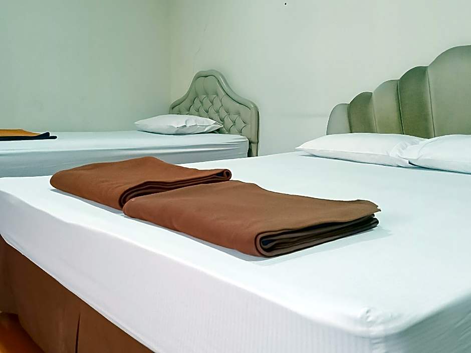 Cozy Homestay Syariah Mitra RedDoorz Bandung