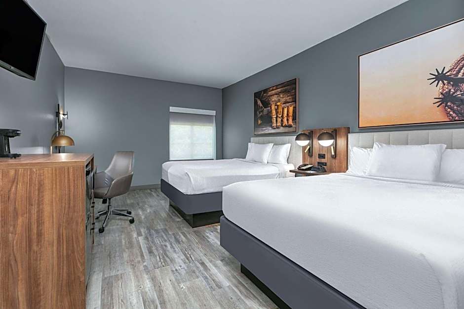 Photo 1 of 1 of 2 Queen Beds