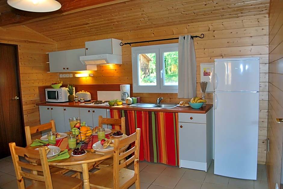 Lagrange Grand Bleu Vacances - Residence Les Ségalières