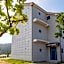 CozyCove Boutique Hotel