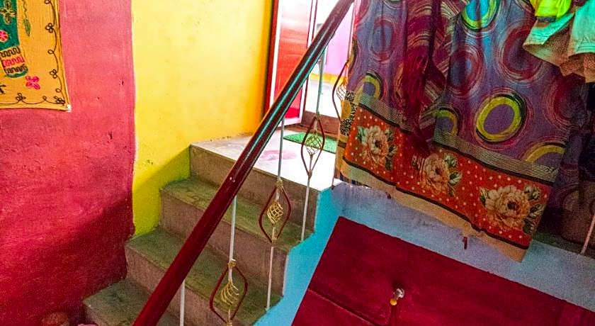 Somit Paying Guest House