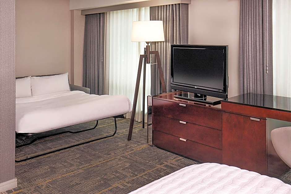 Le Meridien Boston Cambridge