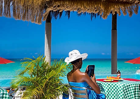 Legends Beach Resort