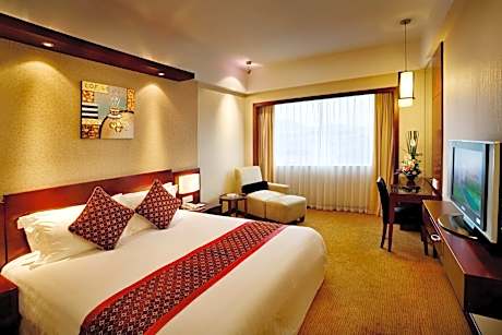 Business Queen Room
