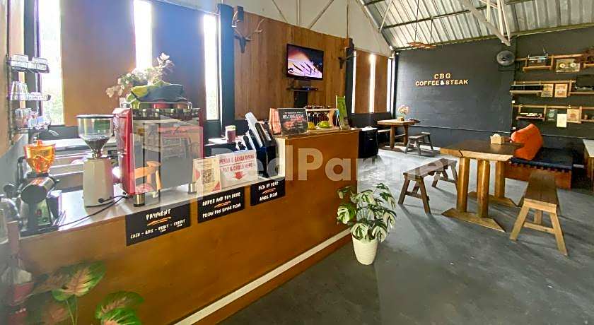 CBG INN RedPartner near Stasiun Solo Balapan