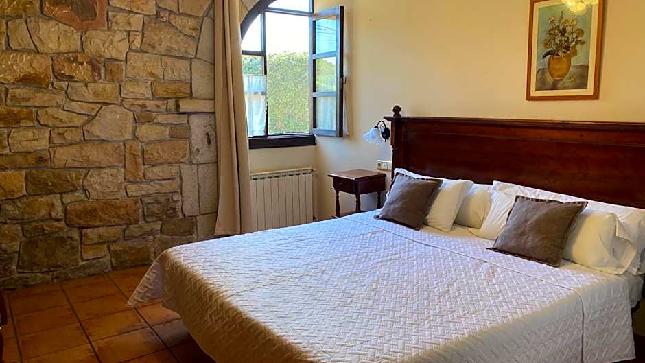 Hotel Rural Alavera