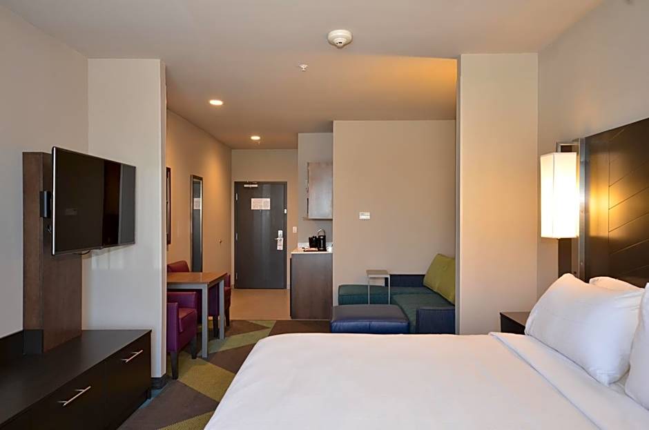 Holiday Inn Express & Suites Oklahoma City Mid - Arpt Area By IHG