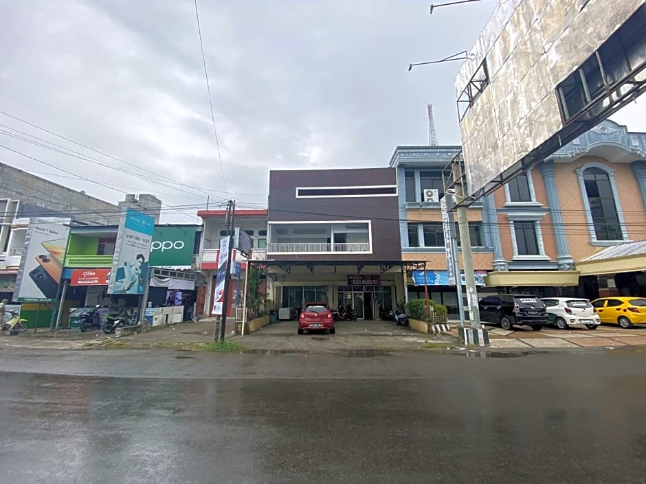 RedDoorz near Terminal Dangerakko Palopo