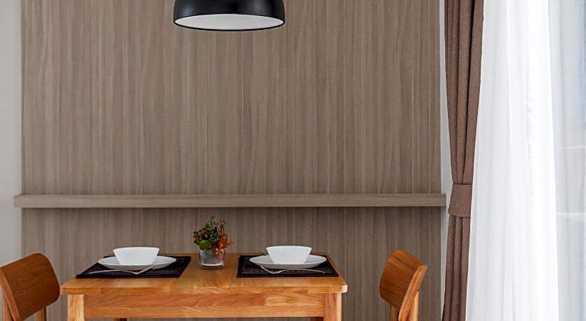 Madera Residence Sriracha