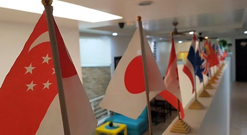 CROSSROADS HOSTEL MANILA