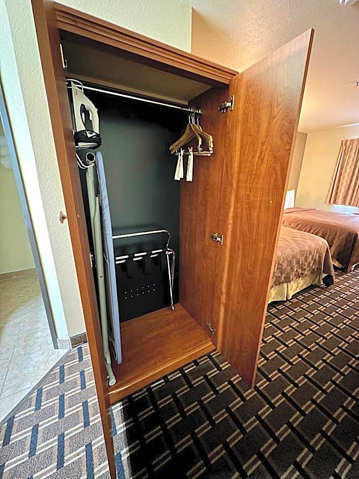 FairBridge Inn & Suites Kellogg