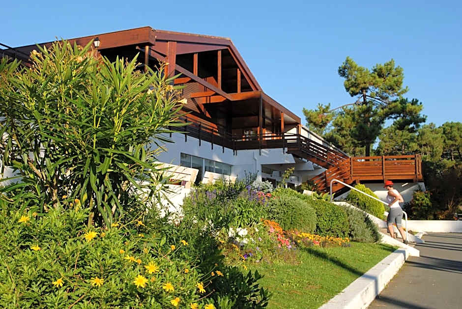 Azureva Club Ronce les Bains